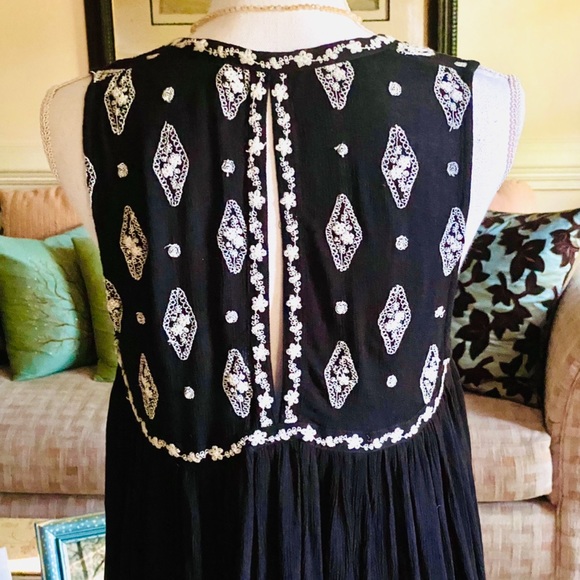 πΊπHPππΊ NWOT Free People Diamond Embroidered Top - Picture 14 of 16
